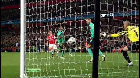 Arsenal - Barselona 2-1. Goal Arshavin.