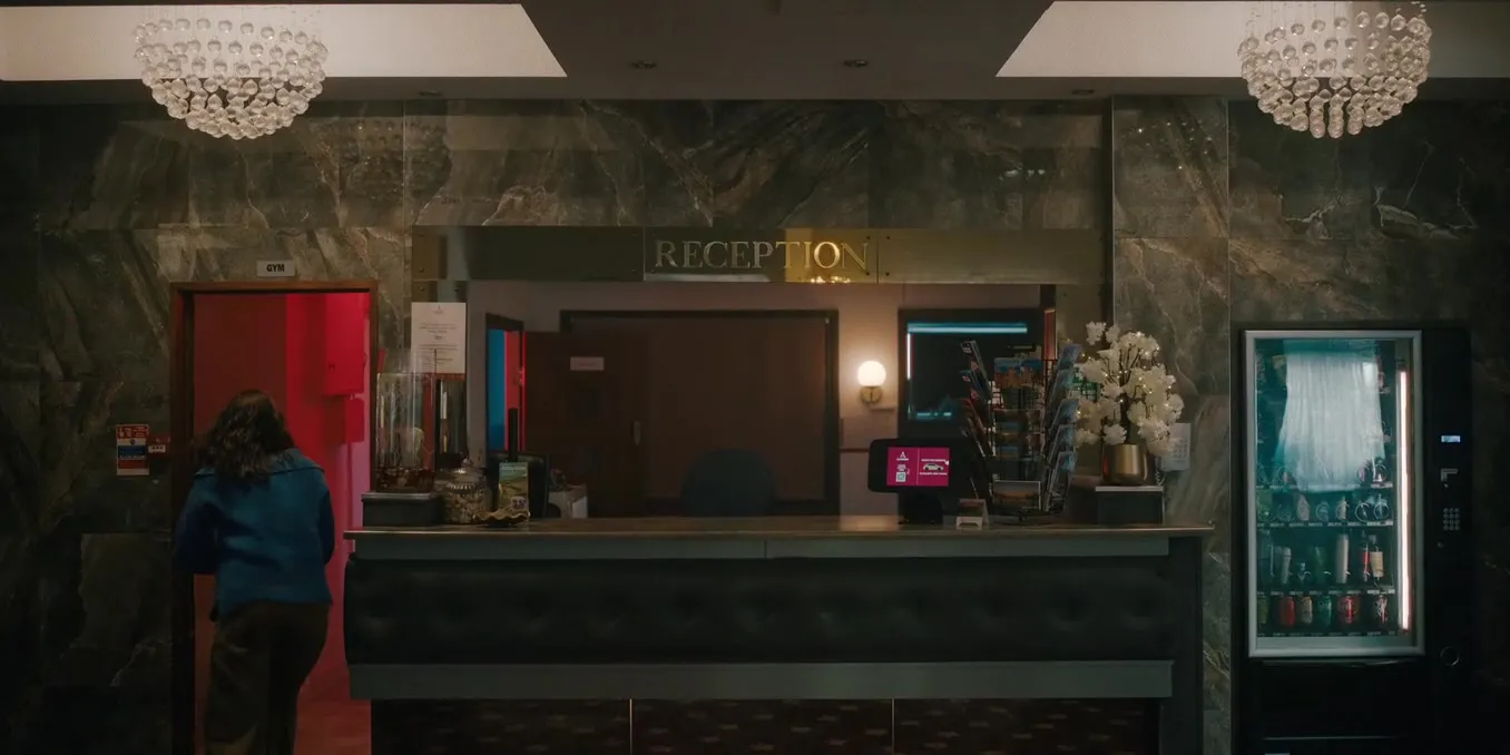 Down Cemetery Road S01E04