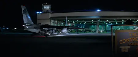 Airport '77 (1977) [Remastered]