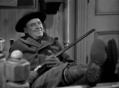 Remember the Night (1940) + Extras & Commentary