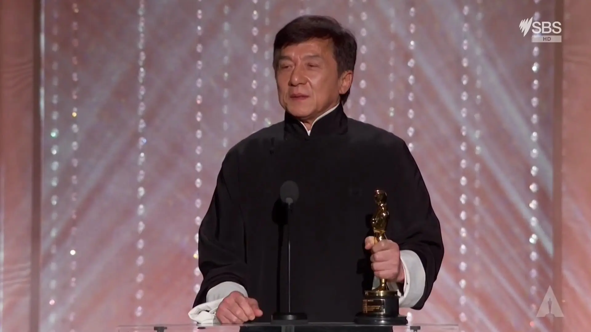 Джеки Чан получение Оскара. Джеки Чан награды.
