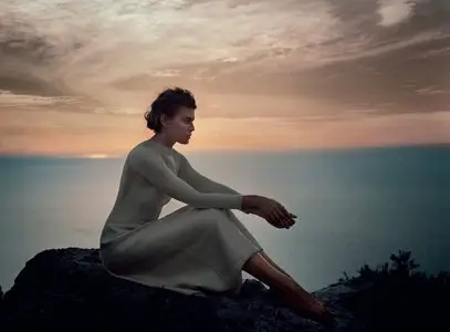 Maryna Linchuk by Vincent Peters for Harper’s Bazaar UK September 2015