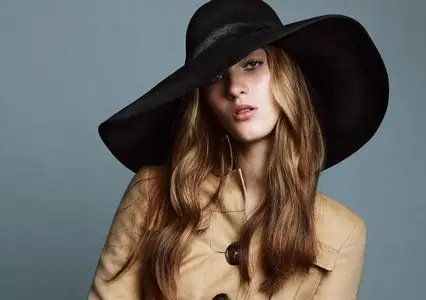 Elena Bartels by Gregory Derkenne for Glamour France January 2015