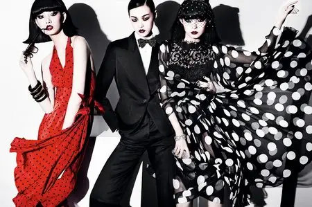 Xiao Wen Ju Tian Yi & Cici Xiang Yejing by Mario Testino for Vоgue China March 2014