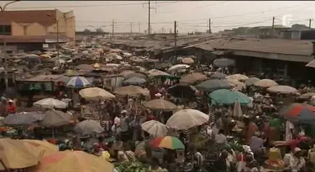 (Fr5) Fourchette et sac à dos : Destination Cameroun (2008)