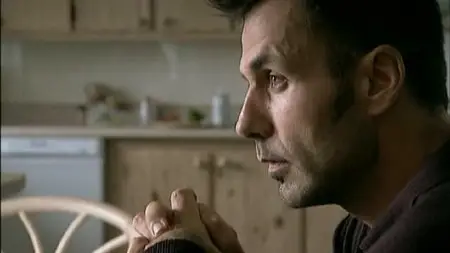 La coupure / Torn Apart (2006)