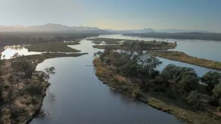 Smithsonian Earth - Great Parks of Africa: The Lower Zambezi (2017)