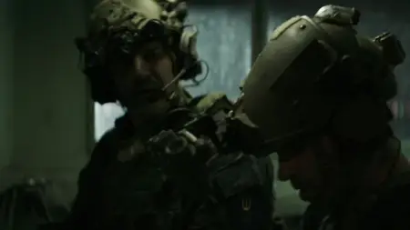 SEAL Team S01E01