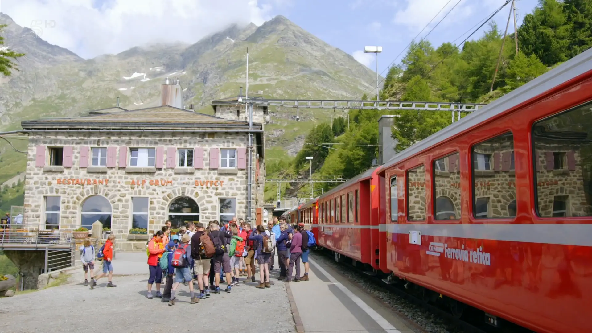 the world's most scenic railway journeys switzerland