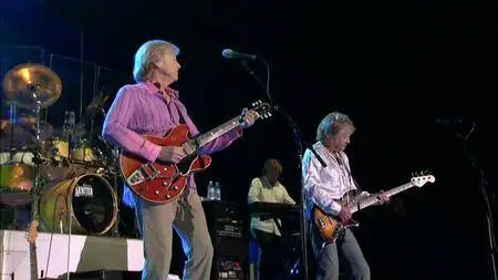 The Moody Blues - Lovely to See You - Live at the Greek (2005) [BDRip 720p]