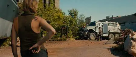 Allegiant (2016)