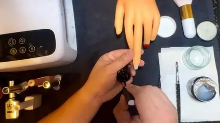 Master The Art Of Gel Nails