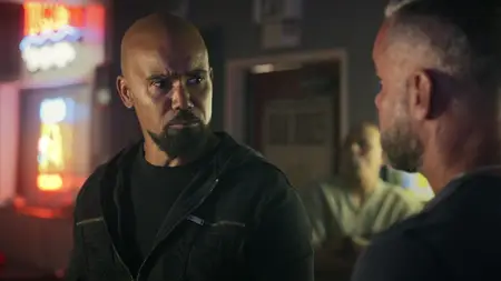 S.W.A.T. S08E20