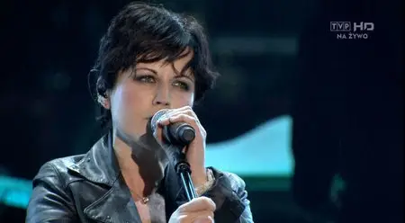 Dolores O'Riordan & Symphony Orchestra - Zombie + I Lied