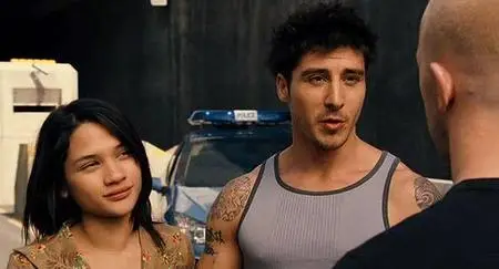 (Comedie dramatique) Banlieue 13 [DVDRip]  