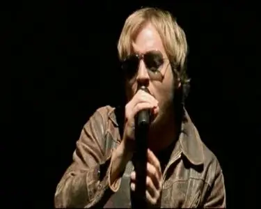 Darren Hayes [Savage Garden]: Too Close For Comfort - Tour Film (2006)