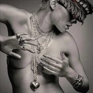 Tatiana Rossi by Valerio Trabanco for Guerreiro Jewelry