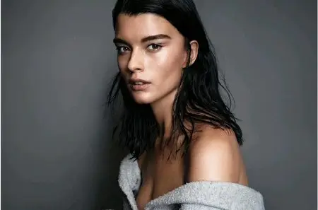 Crystal Renn by Alex Cayley for Telegraph Magazine August 2014