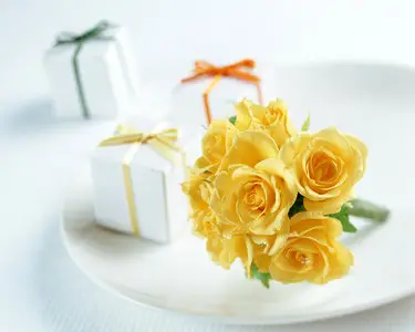 "Happy St. Valentine's Day" Flowers Gallery