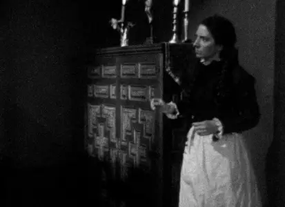 The Crying Woman / La llorona (1933)