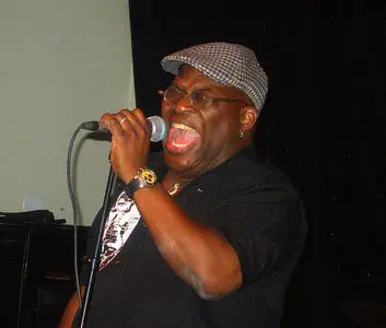 Barrence Whitfield - Raw, Raw, Rough! (2009)