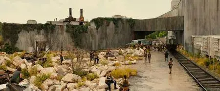 Allegiant (2016)