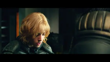 Dredd (2012)