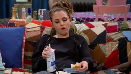 Young & Hungry S05E15