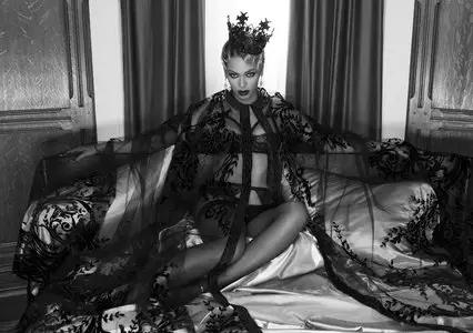 Beyonce - BEYONCÉ Album Promoshoot 2013