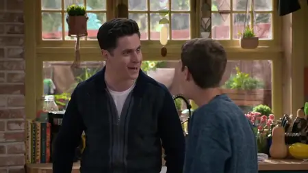 Wizards Beyond Waverly Place S02E01