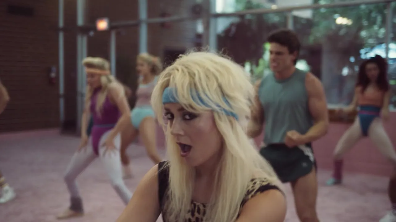 American Horror Story S09E01