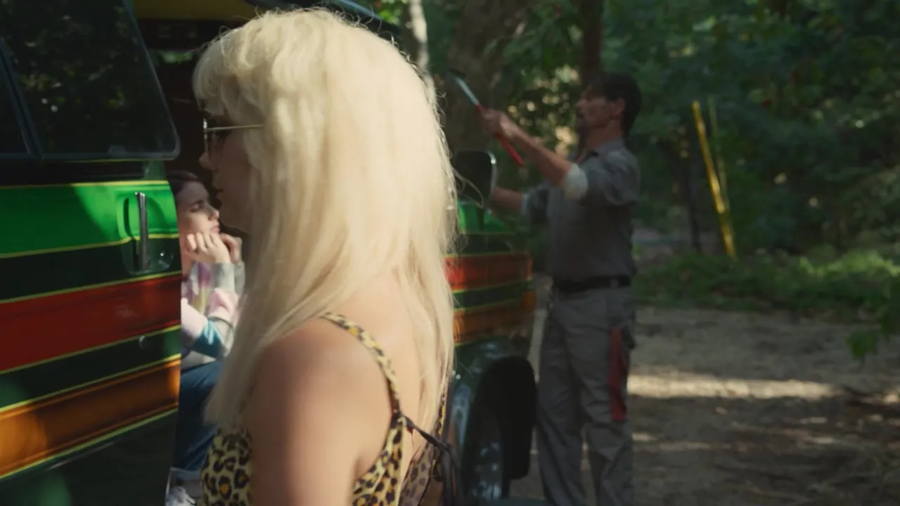 American Horror Story S09E01