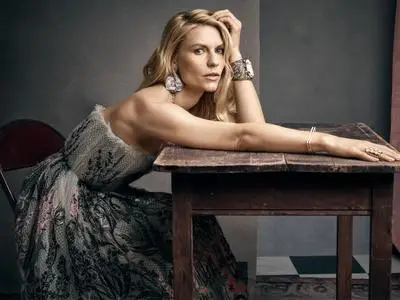 Claire Danes by Victor Demarchelier for Town & Country March 2020