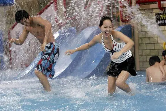 Korean Movie - Unstoppable Marriage 2007
