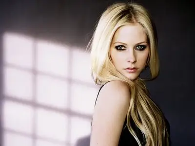 Avril Lavigne - The Best Damn Thing promo 2007 by Mark Liddell