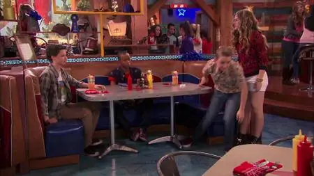 Bella and the Bulldogs S01E17