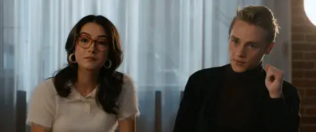 The Voyeurs (2021) [MultiSubs]