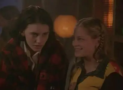 New Waterford Girl (1999)