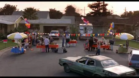 Suburbia (1983)