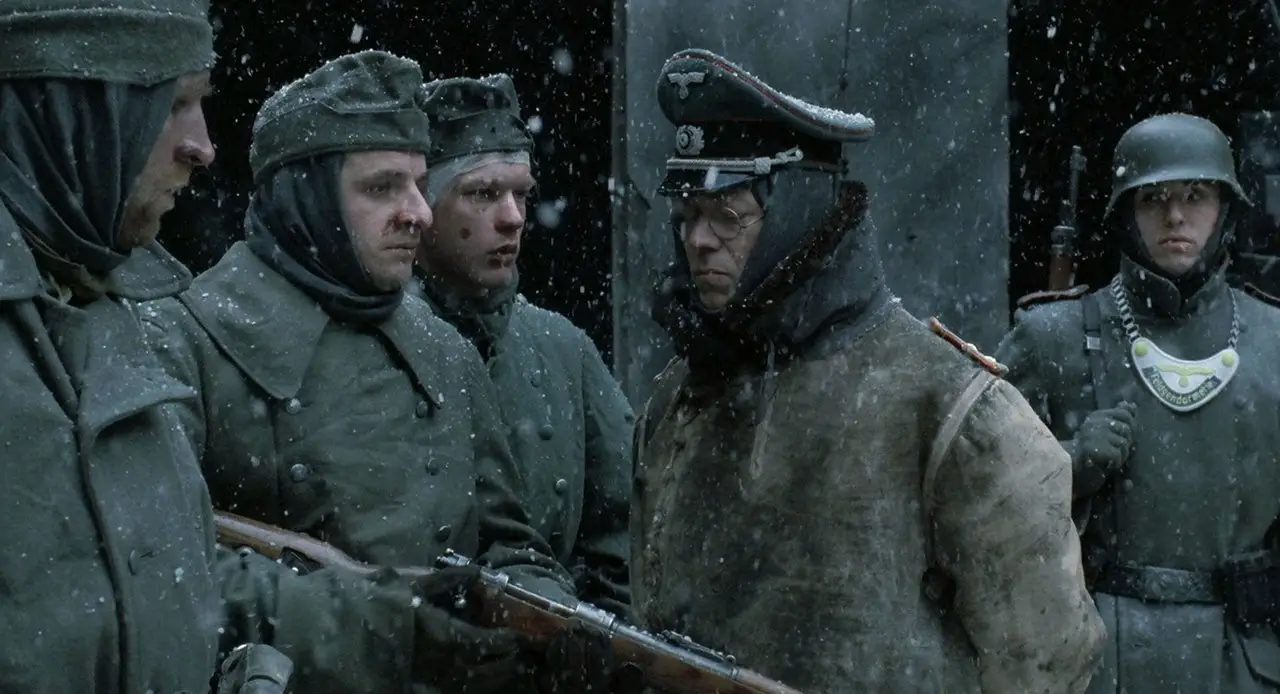 Stalingrad (1993) / AvaxHome