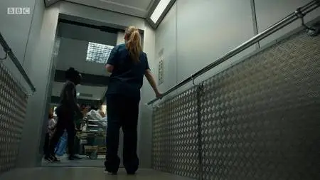 Casualty S32E27