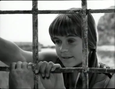 Koritsia ston ilio / Girls in the Sun (1968)