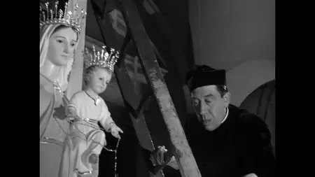 The Little World of Don Camillo (1952) [RESTORED]