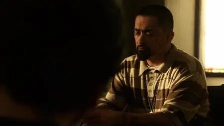Gang Related S01E05