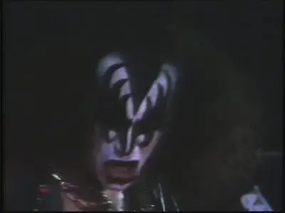 Kiss - Kissology: The Ultimate Kiss Collection Vol. 1 1974-1977 (2006) [2xDVD-9 + 3xDVD-5, Japan]