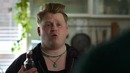Dead Hot S01E05