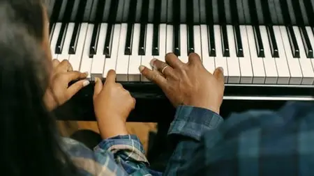 How To Play Gospel Piano In 30 Days: Step-By-Step Level 1