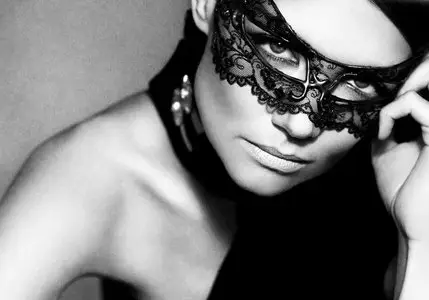 Katie Holmes by Tom Munro for Vogue Spain August 2011