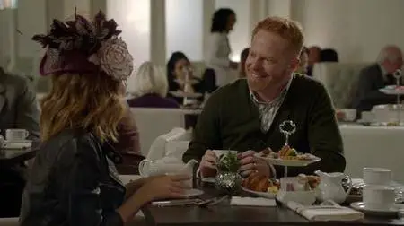 Modern Family S08E15