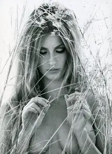 Gisele Bundchen – Muse Magazine (Summer 2010)